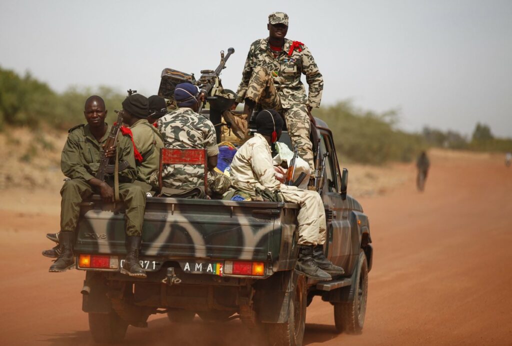 Πραξικόπημα στο Μάλι: Ο πρόεδρος και ο πρωθυπουργός συνελήφθησαν από στασιαστές στρατιώτες (Video) - Media