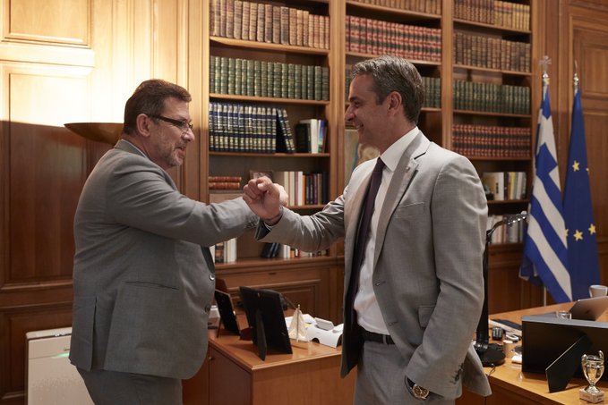 Συνάντηση Μητσοτάκη με CEO της Pfizer: «Καλά νέα από το μέτωπο του εμβολίου» - Media