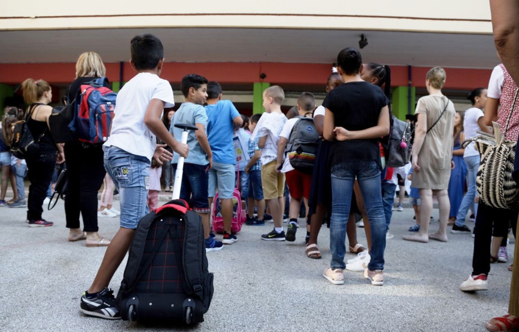 Γώγος: Δεν θα κλείνει όλο το σχολείο σε περίπτωση κρούσματος - Είμαστε έτοιμοι για άνοιγμα στις 7 Σεπτεμβρίου - Media
