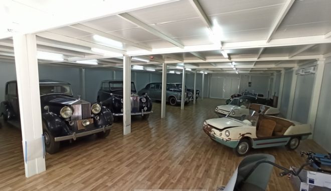 Τατόι: «Αναγεννήθηκαν» τα οχήματα της τέως βασιλικής οικογένειας (Photos/Video) - Media