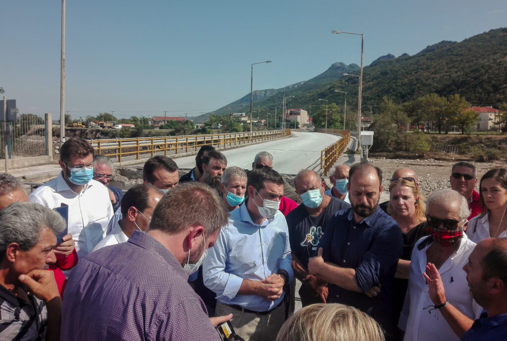 Τσίπρας από Καρδίτσα: Εικόνα ολικής καταστροφής - Η κυβέρνηση ανακοίνωσε μέτρα-ασπιρίνες (Video) - Media