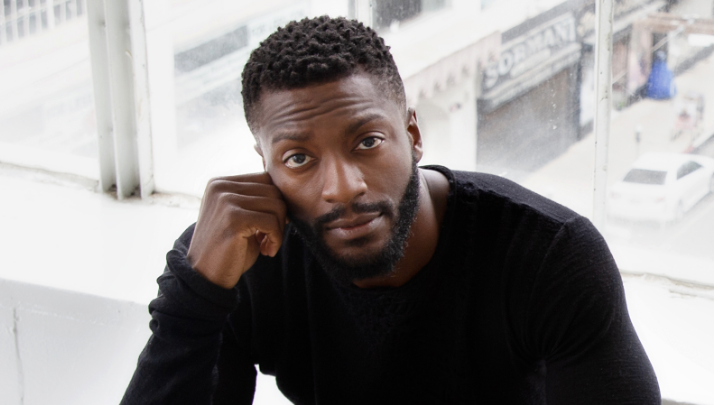 Ο Άλντις Χοτζ θα υποδυθεί τον Hawkman στην ταινία «Black Adam» - Media