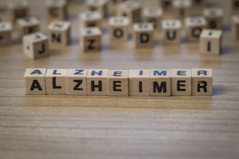 Αλτσχάιμερ: Πώς συνδέεται με την υπνική άπνοια  - Media