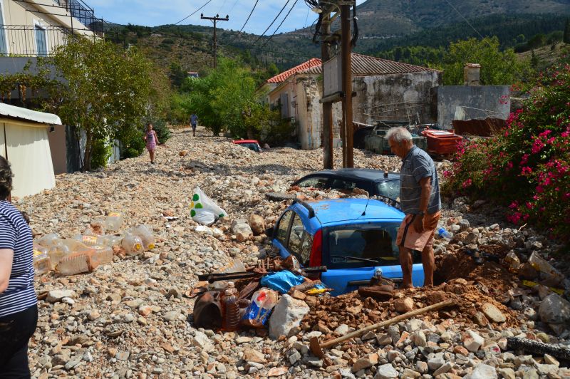 Σε Κεφαλονιά, Ιθάκη και Ζάκυνθο εκτάκτως ο Νίκος Χαρδαλιάς - Media