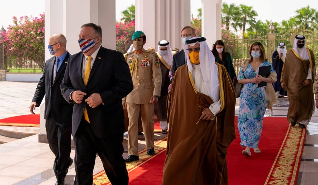 Σφοδρές αντιδράσεις από Ιρανούς και Παλαιστίνιους για τη συμφωνία Μπαχρέιν - Ισραήλ - Media