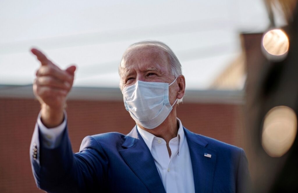 ΗΠΑ: Μπάιντεν κατά Τραμπ για την αντιμετώπιση της πανδημίας - «Πάγωσε, πανικοβλήθηκε» - Media