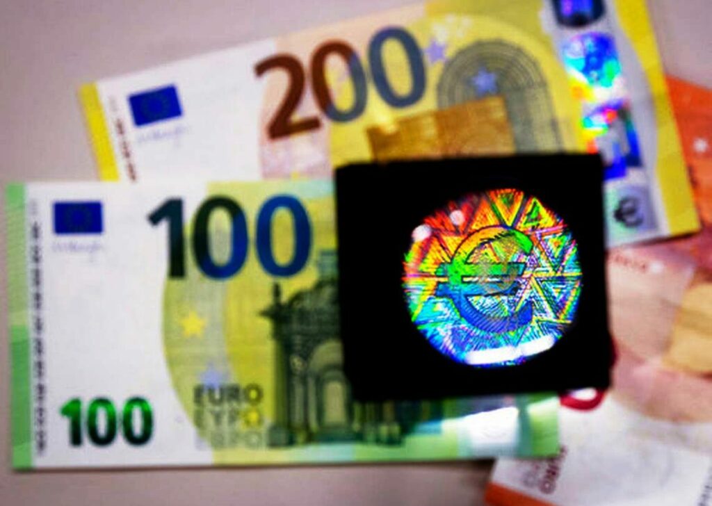 Εφορία: Στην «φάκα» 100.000 πολίτες με αδήλωτα εισοδήματα - Έρχονται τα ραβασάκια στους υπόχρεους - Media