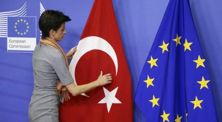 Έξι δισ. ευρώ στην Τουρκία από την ΕΕ για τους πρόσφυγες - Media