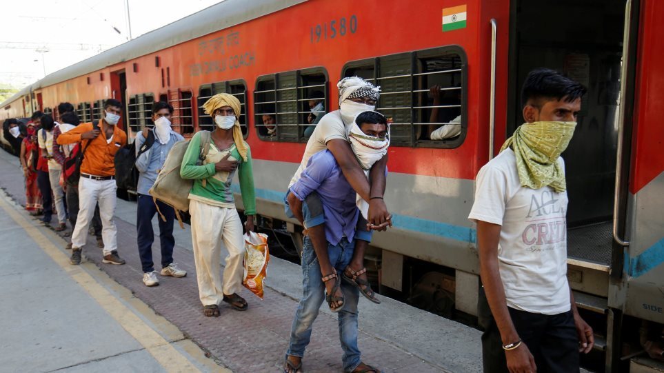 Ινδία: Καλπάζει ο κορωνοϊός - Νέο παγκόσμιο ρεκόρ σήμερα με 86.432 κρούσματα  - Media
