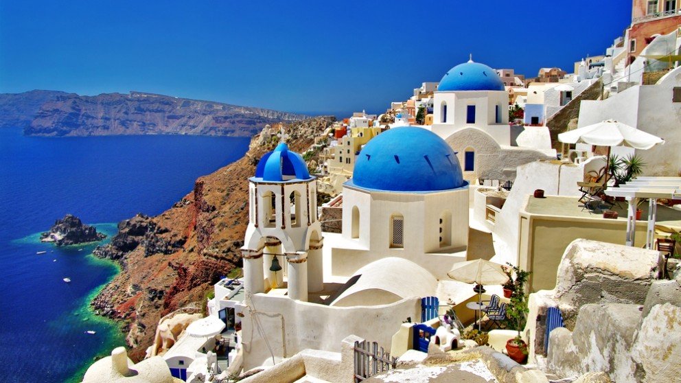 Κορωνοϊός: Στην «κόκκινη» λίστα της Βρετανίας επτά ελληνικά νησιά -  Ανάμεσά τους Κρήτη και Μύκονος - Media