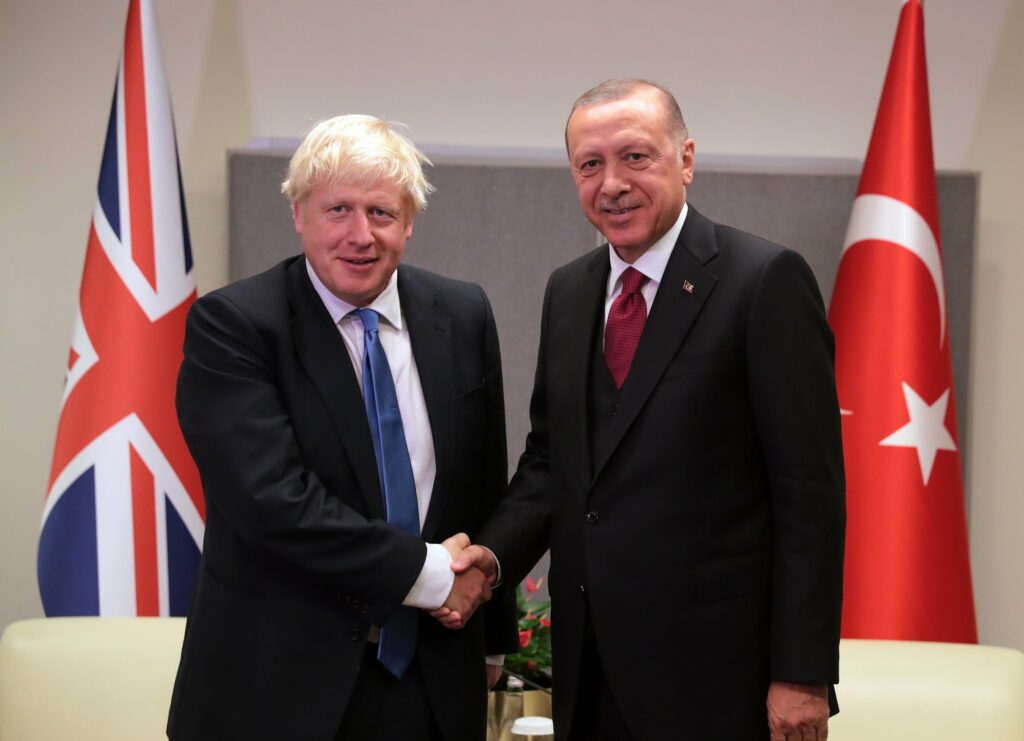 Ο Ερντογάν «ψάχνεται» εν όψει Συνόδου Κορυφής - Είχε συνομιλία με Μπόρις Τζόνσον - Media