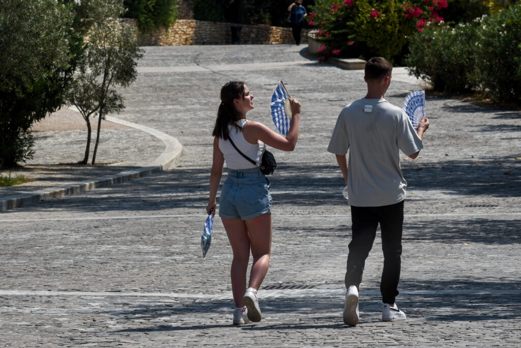 Καλλιάνος: Ποδαρικό με... καύσωνα προβλέπει για Οκτώβριο - «Χρόνια είχα να δω τέτοιες θερμοκρασίες» - Media