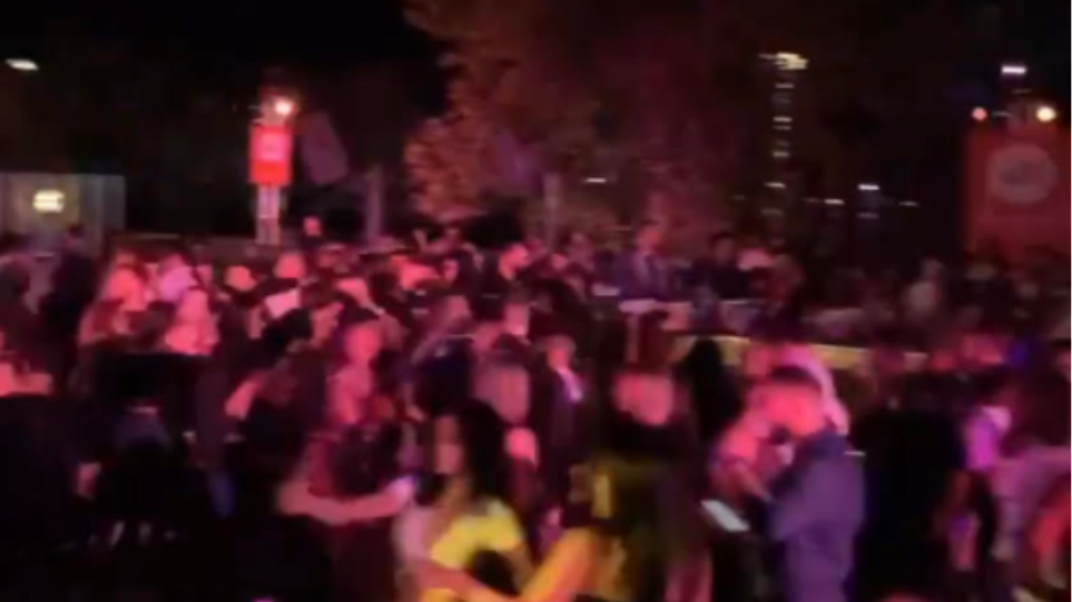 Κορωνοϊός: Τα πάρτι συνεχίζονται στην Αττική - Συνωστισμός στην παραλιακή (Video) - Media