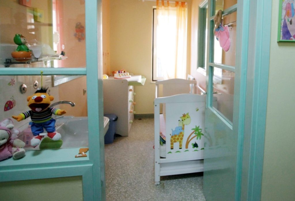 Παράταση συμβάσεων 500 εργαζομένων σε Κέντρα Κοινωνικής Πρόνοιας και κλειστές δομές - Media