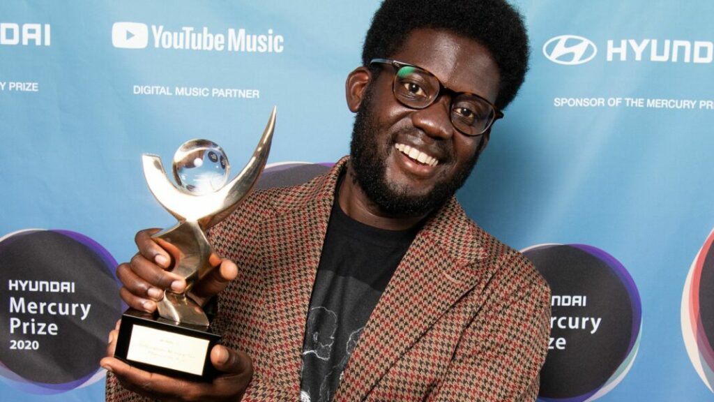Ο Michael Kiwanuka κέρδισε το φετινό μουσικό Βραβείο Mercury - Media