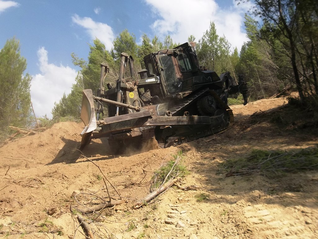 Αποκατάσταση των ζημιών του «Ιανού» από τον Στρατό σε Καρδίτσα και Κεφαλλονιά - Media