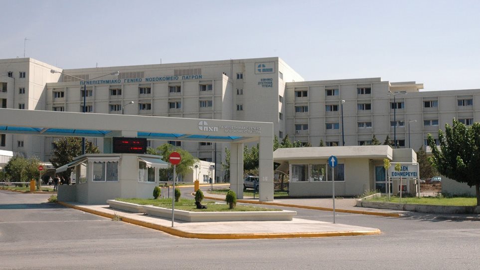 Αίγιο: Γνωστός παρουσιαστής προανήγγειλε την αυτοκτονία του μέσω των Social Meda - Τον σταμάτησε η ΕΛ.ΑΣ.   - Media