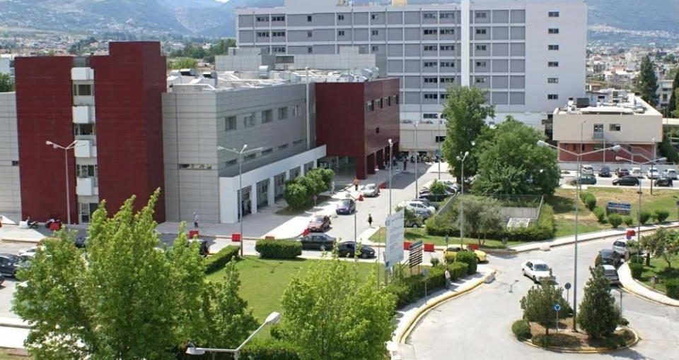 Ιστορίες τρέλας σε νοσοκομείο στην Πάτρα: Εν μέσω κορωνοϊού «σφάζονται» ποιος κάνει κουμάντο - Media