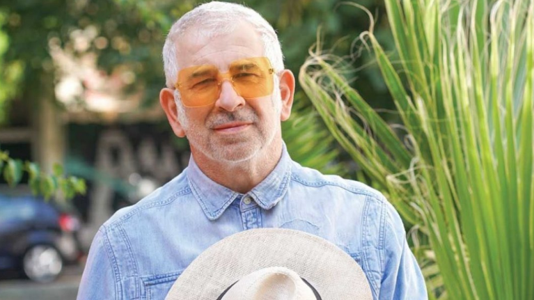 Πέτρος Φιλιππίδης: «Θέλω να τα παρατήσω κάποια στιγμή, έχω κουραστεί» (Video) - Media