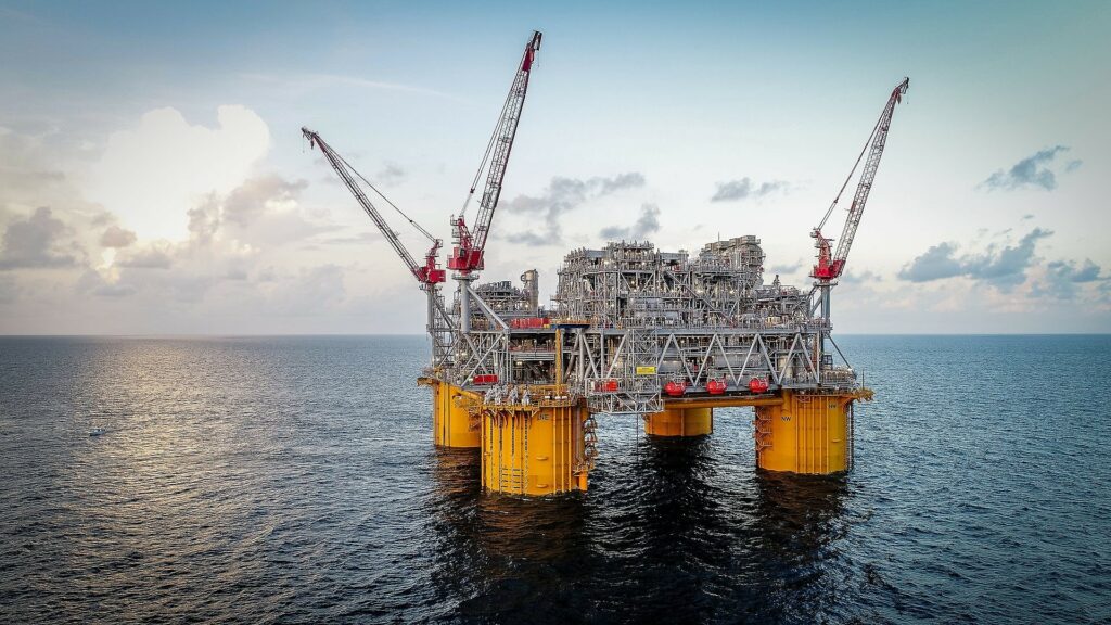 Η Shell σταματά τις γεώτρησεις στον Κόλπο του Μεξικού εξαιτίας της «Σάλι» - Media