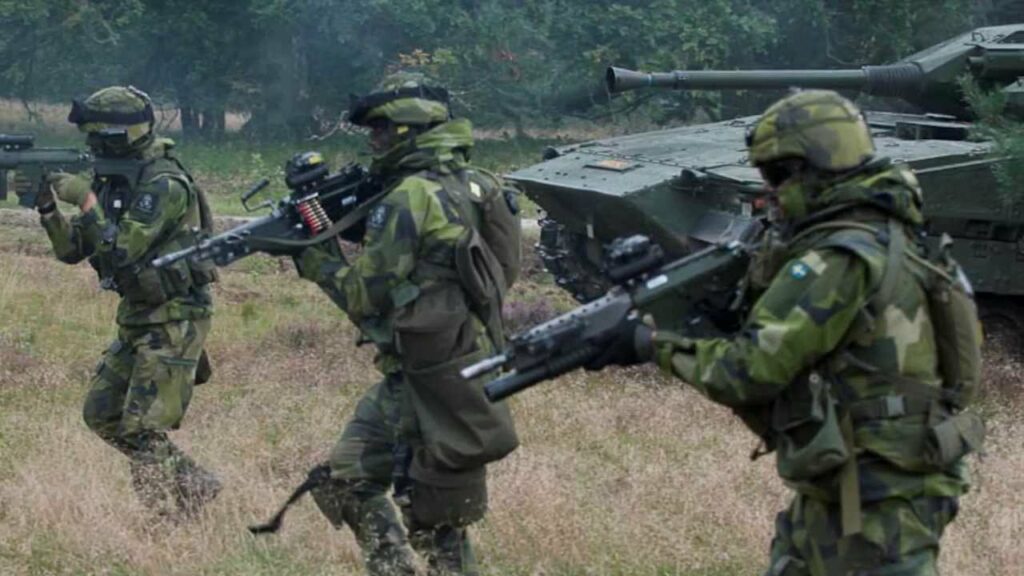Η Σουηδία πραγματοποιεί μεγάλες στρατιωτικές ασκήσεις με το βλέμμα στη Μόσχα - Media