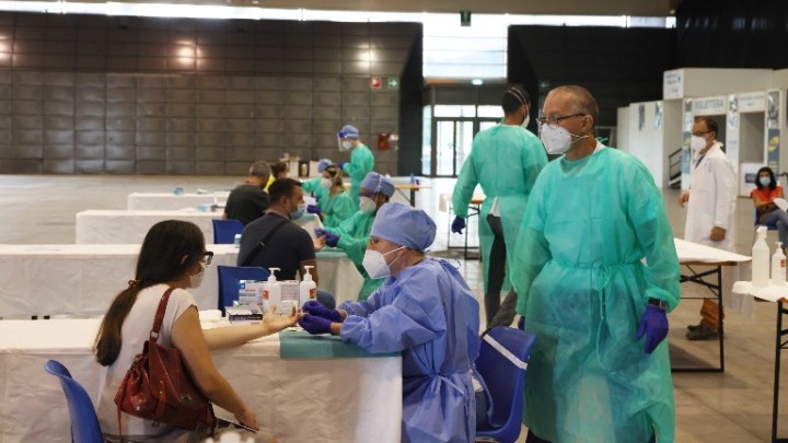 Κορωνοϊός: Στα 315 τα νέα κρούσματα - Στους 68 οι διασωληνωμένοι και 7 νέοι θάνατοι - Media