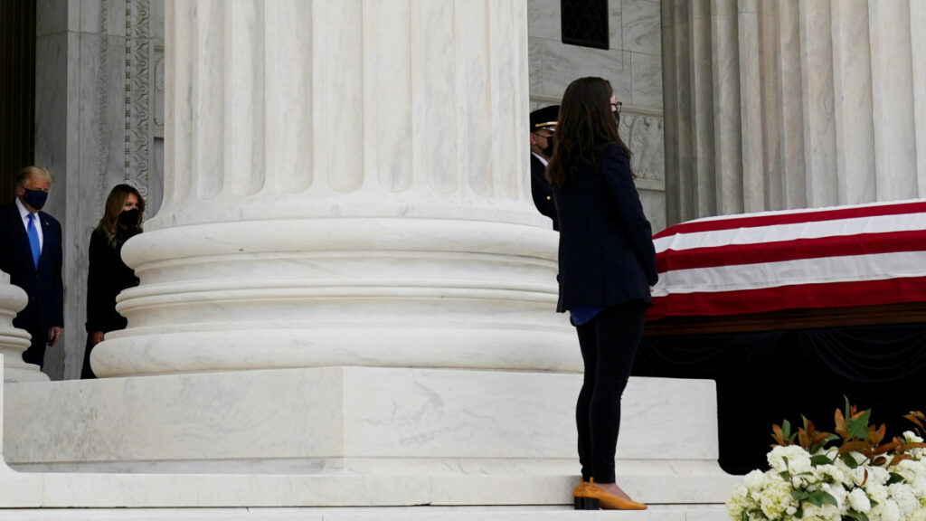 Γιούχα σε Τραμπ και Μελάνια - Media