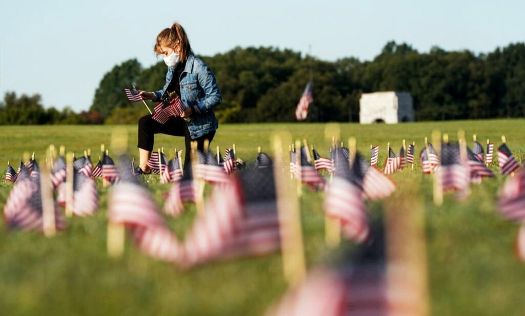 ΗΠΑ: «Καμπανάκι» συναγερμού από Φάουτσι για τη νέα έξαρση κρουσμάτων - Media