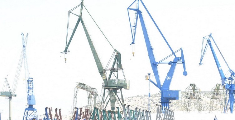 Στην Ευρωβουλή φέρνει ο Κώστας Αρβανίτης την πώληση των Ναυπηγείων Σκαραμαγκά - Media