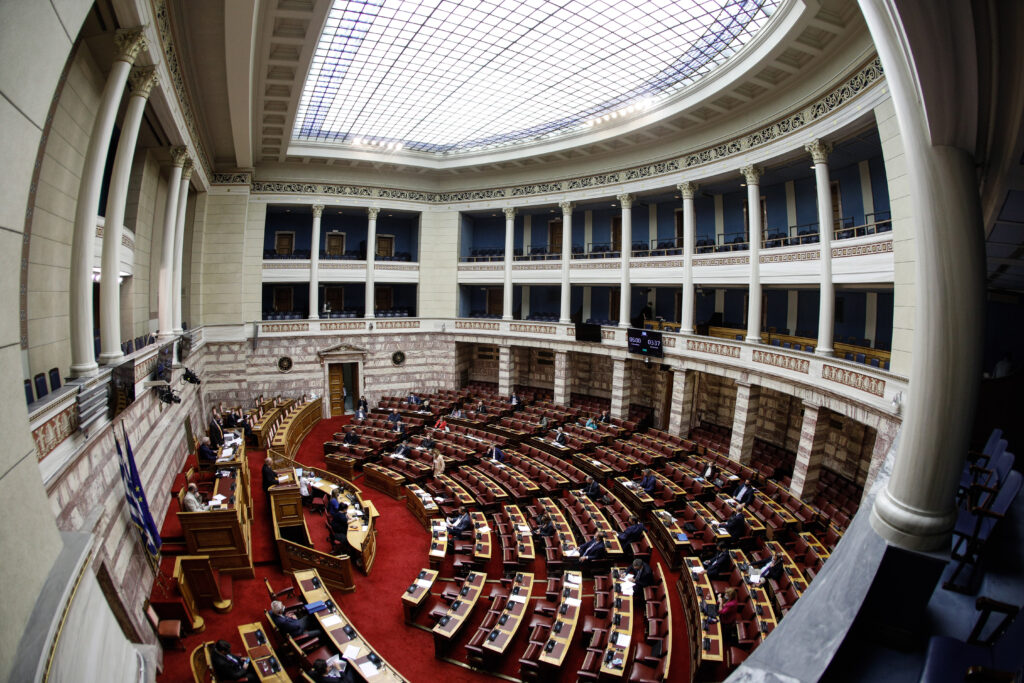 Βουλή: Οργή ΣΥΡΙΖΑ για αναφορά Χρυσοχοϊδη στην επέκταση στα 12 ναυτικά μίλια ως «εθνικισμό» - Media
