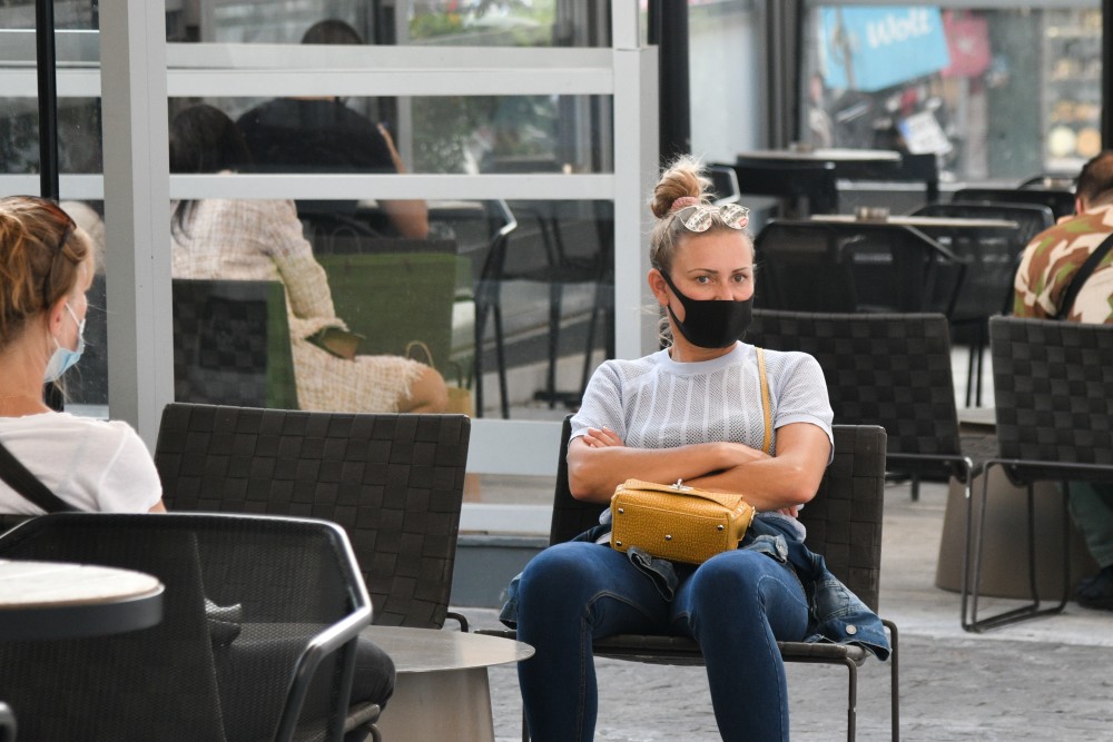 «Κλείστε μας αλλά στηρίξτε μας» - Media