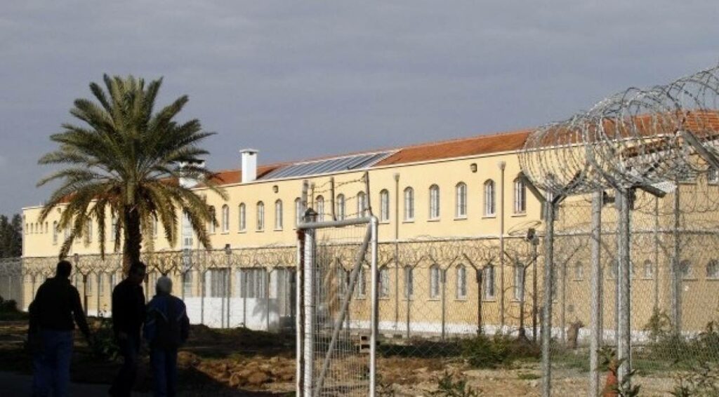 Κύπρος: Στη φυλακή για 7 χρόνια 21χρονος που σκότωσε τον συγκάτοικό του – Το χρονικό του καυγά τους  - Media
