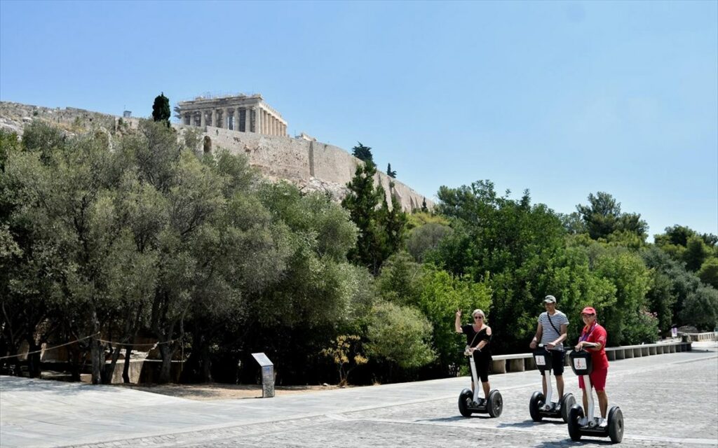 Γερμανία: Η Ελλάδα είναι η μοναδική χώρα της Ευρώπης για την οποία δεν έχει εκδοθεί ταξιδιωτική προειδοποίηση - Media