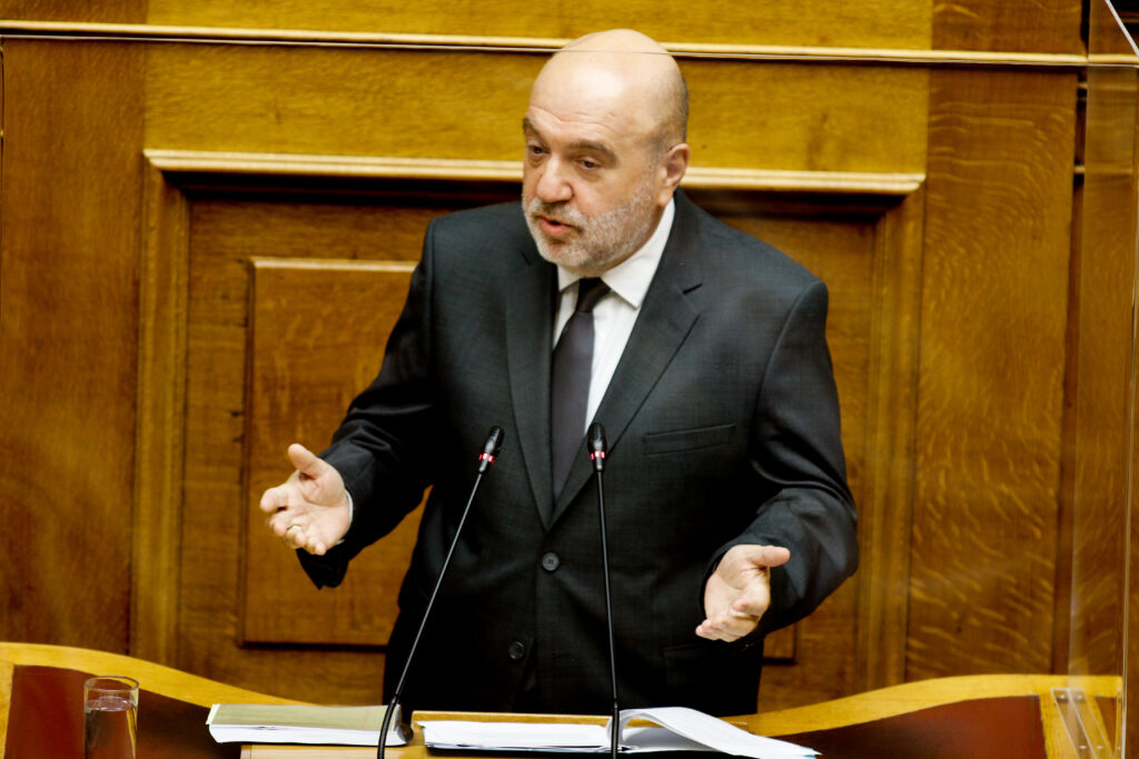 Αλεξιάδης: Πάρτε πίσω τις διατάξεις που ευνοούν οικονομικούς εγκληματίες (Video) - Media