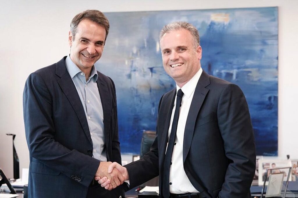 Ξαφνική παραίτηση στενού συμβούλου του Μητσοτάκη στο Μαξίμου - Media