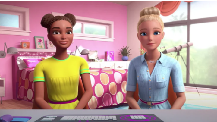 Η Barbie παίρνει θέση ενάντια στον ρατσισμό (Video) - Media