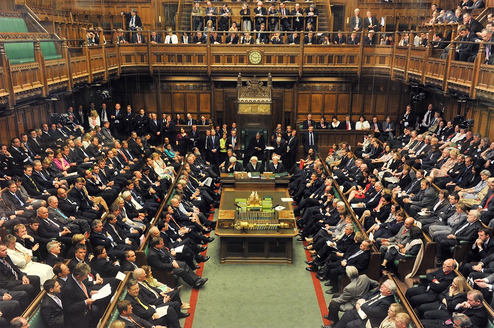«Ανταρσία» των Βρετανών βουλευτών κατά της κυβέρνησης - Media