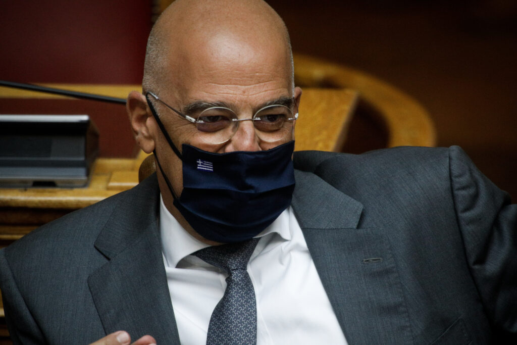 Αρνητικό το τεστ κορωνοϊού του Δένδια - Παραμένει σε καραντίνα - Media