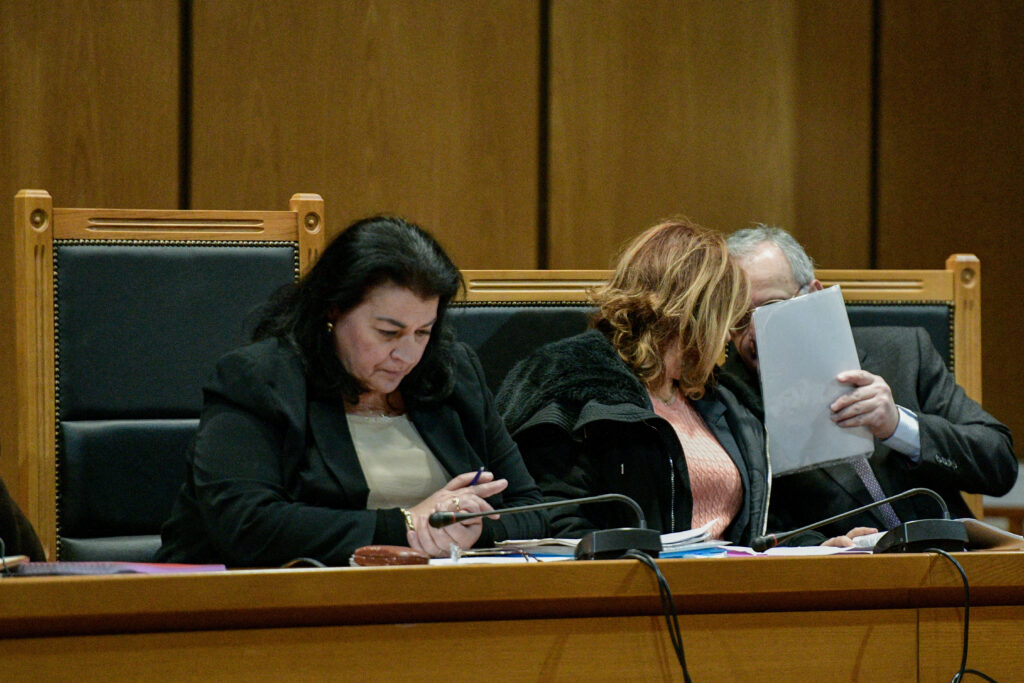 Δίκη Χρυσής Αυγής: Οι κατηγορούμενοι, οι υποθέσεις και οι κατηγορίες - Media