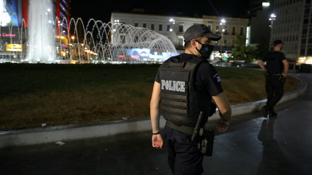 Τακτικές «ακορντεόν» και «καρουζέλ» από ΕΛΑΣ - Για τον συνωστισμό στις πλατείες - Media