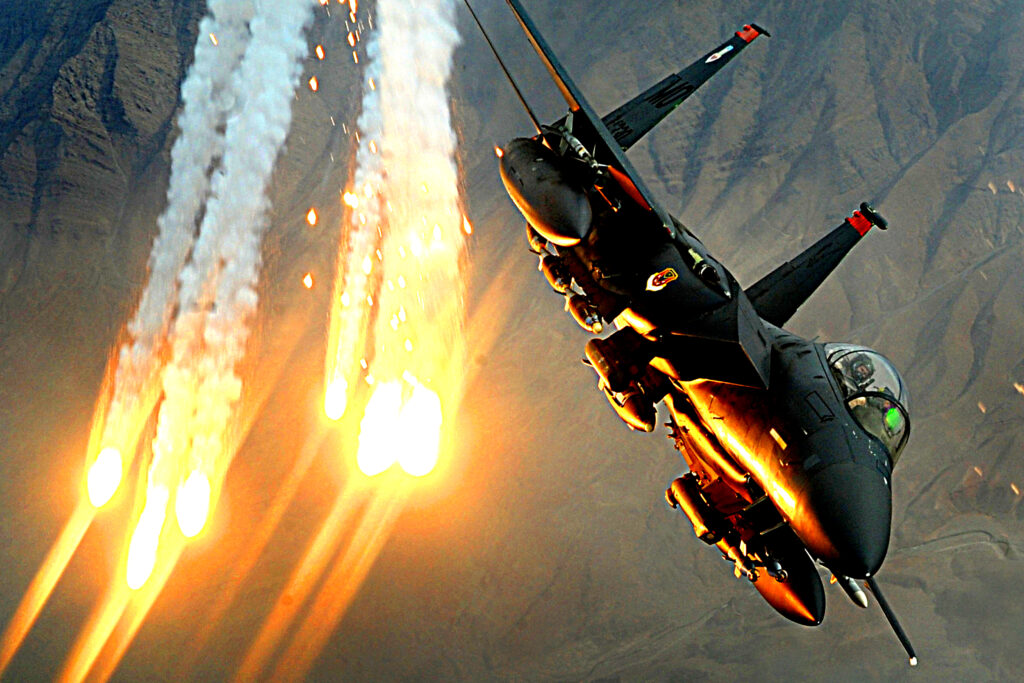 Ακόμα πιο φονικός ο «Αετός»: Το F-15E Strike Eagle εξοπλίστηκε με νέο βλήμα ακριβείας (Photos) - Media
