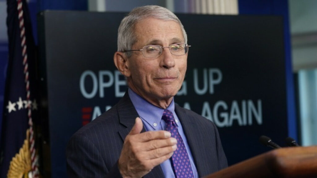 Φάουτσι: Τέλη Δεκεμβρίου αρχές Ιανουαρίου οι πρώτες δόσεις του εμβολίου για τον κορωνοϊό - Media