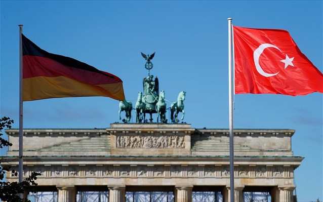 Στήριξη στα λόγια από Βερολίνο στο Παρίσι: «Απαράδεκτες» δηλώσεις Ερντογάν, «κατανόηση» για την ανάκληση του πρέσβη  - Media