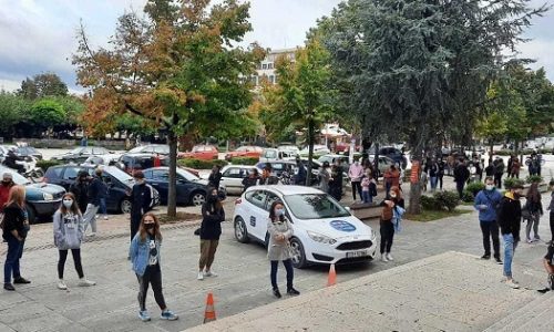 Κορωνοϊός-Γιάννενα: Τα rapid test έδειξαν διασπορά και μέση ηλικία 35 έτη - Στο όριό του το Πανεπιστημιακό Νοσοκομείο - Media