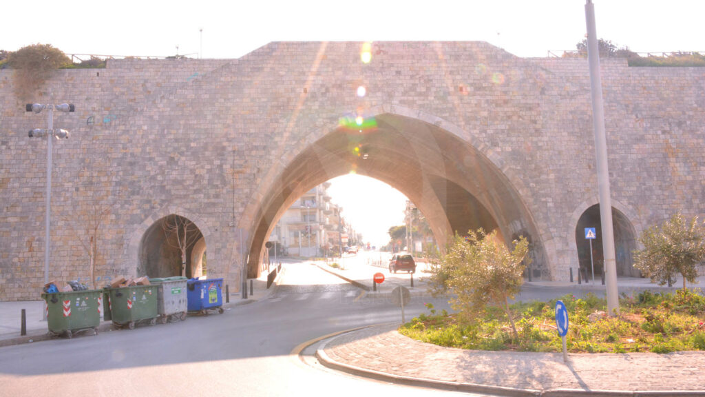 Χαμός στο Ηράκλειο: Άνδρας διέσχισε τη μισή πόλη ολόγυμνος (Photo) - Media