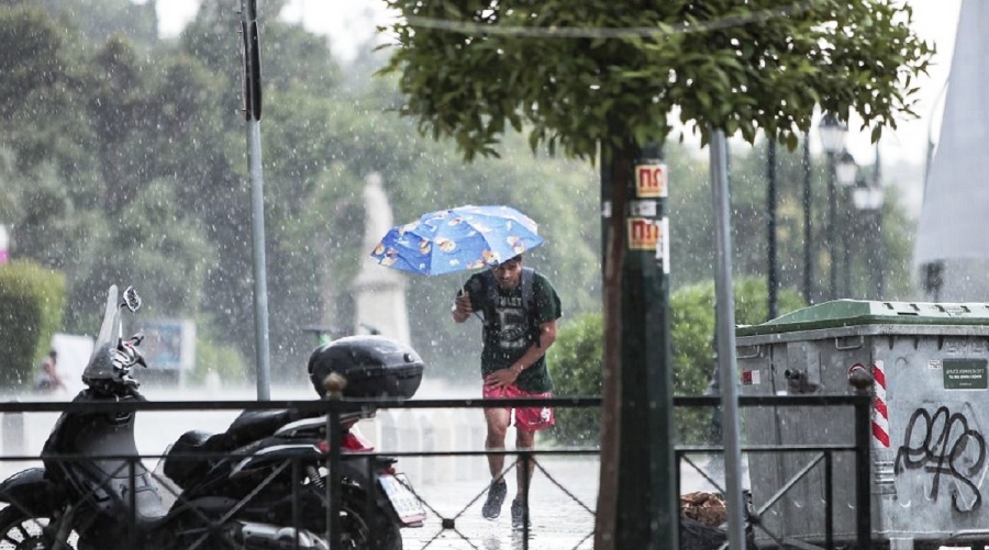 Καιρός: Ραγδαία επιδείνωση με βροχές, καταιγίδες και χαλάζι - Η πρόβλεψη για το Σαββατοκύριακο (Χάρτες) - Media