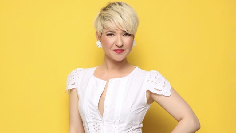 Με Νάντια Κοντογεώργη το εορταστικό πρόγραμμα της ΕΡΤ την παραμονή Πρωτοχρονιάς - Media