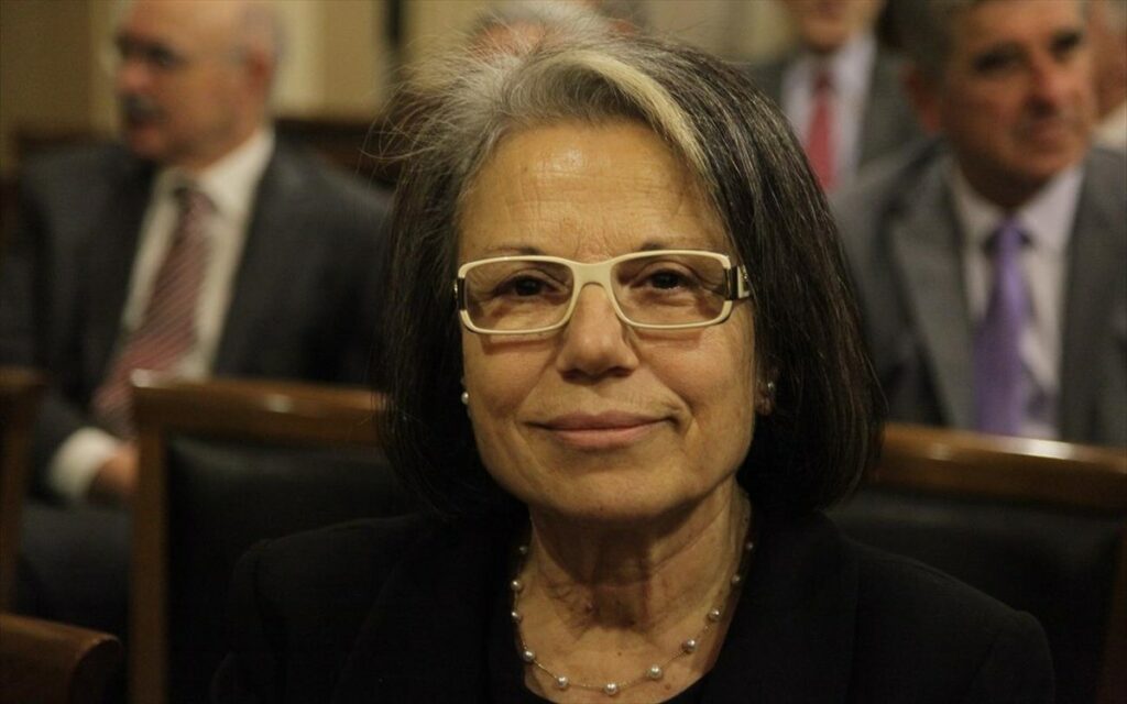 «Μόνο υπερηφάνεια - Δεν με έκαμψε ούτε η απειλή με σφαίρες» - Ευτέρπη Κουτζαμάνη, η εισαγγελέας που «έδεσε χειροπόδαρα» τη Χρυσή Αυγή (Video) - Media