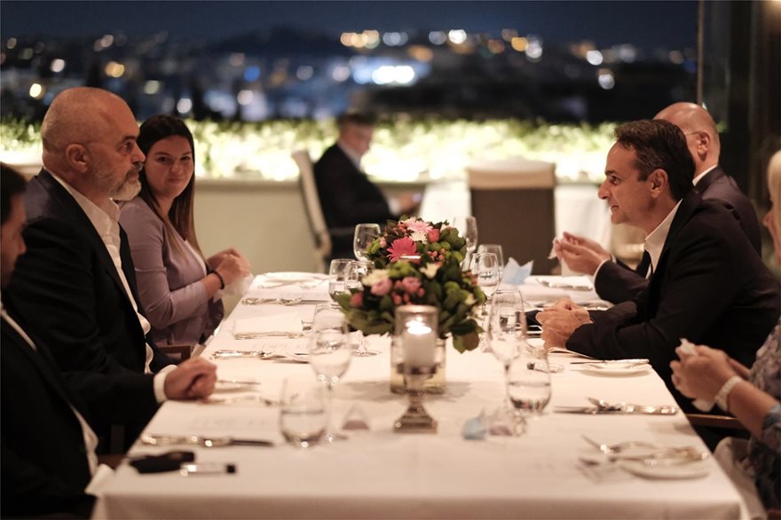 Ελλάδα - Αλβανία: Πότε έκλεισε η συμφωνία για προσφυγή στη Χάγη - Media