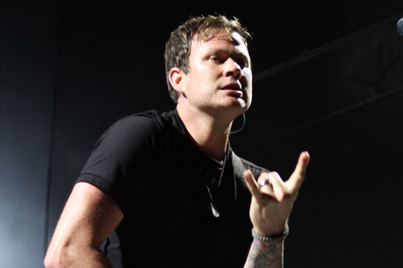 Ο Τομ ΝτεΛονγκ των Blink-182 θα σκηνοθετήσει την πρώτη μεγάλου μήκους ταινία του - Media
